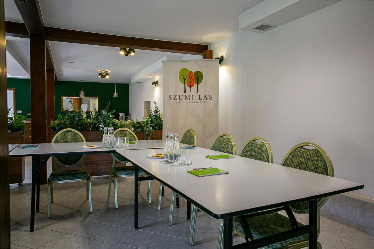 Regimin Szumi Las Events & Apartments מראה חיצוני תמונה